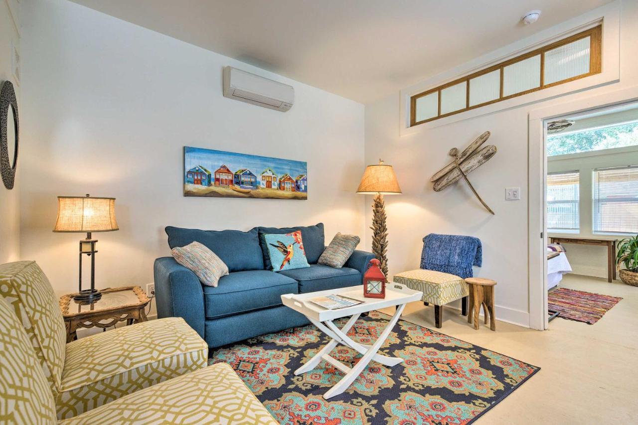Walk To Beach From Chic Old Town Apartment With Yard Bay St. Louis Exteriör bild