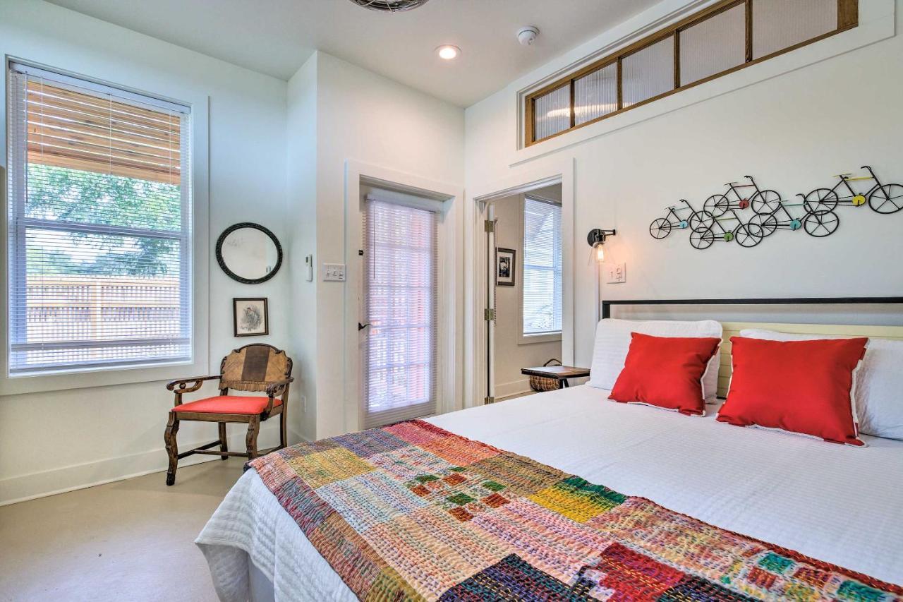 Walk To Beach From Chic Old Town Apartment With Yard Bay St. Louis Exteriör bild