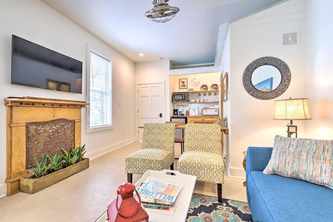 Walk To Beach From Chic Old Town Apartment With Yard Bay St. Louis Exteriör bild